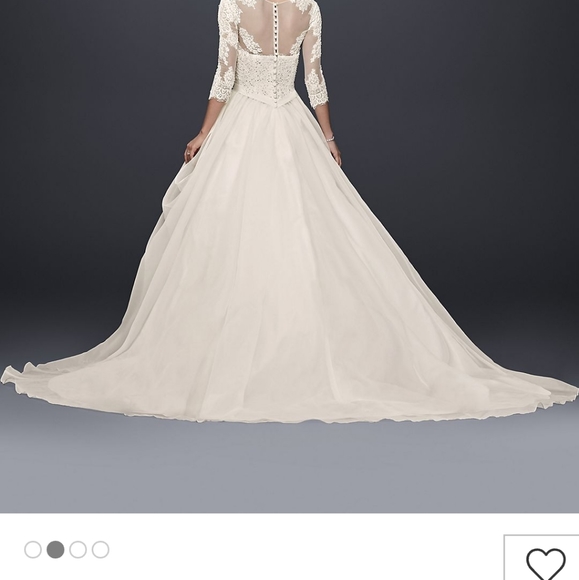 Oleg Cassini Organza 3/4 Sleeved Wedding Dress. - Picture 3 of 7